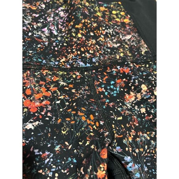 Lululemon Wake & Train Tight Black Multicolor size 4 - Picture 2 of 6